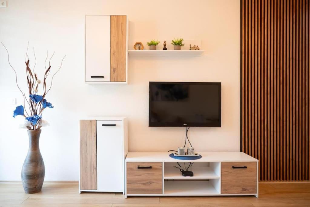 New 1 Bedroom Apt In Skopje City Center - Free Parking Exterior foto